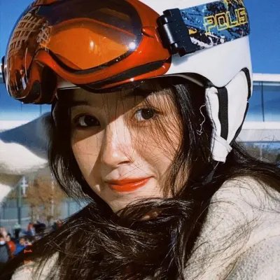 坡道上的红屋顶